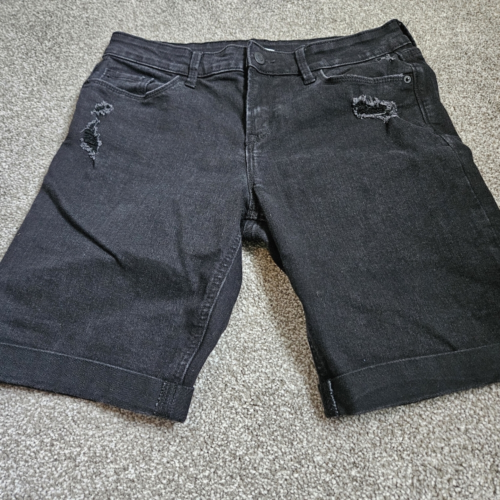 Old Navy Size 8 Distressed Black Denim Bermudas 2% Spandex